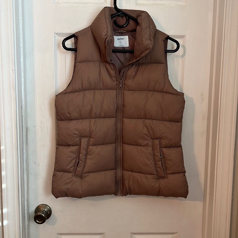 Vest like some type of pink color